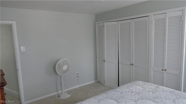 128 Columbia, Chester, WV 26034
