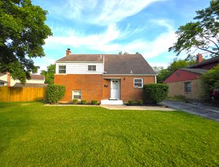 2205 Downey Road, Homewood, IL 60430