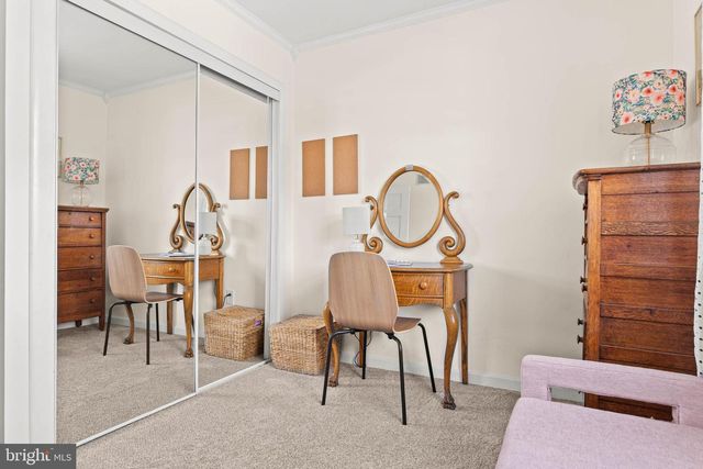 8617 STEEPLE DR, Philadelphia, PA 19128