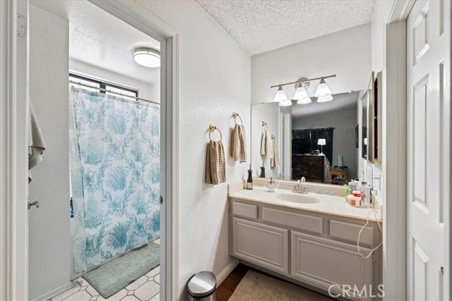 3710 Concord Circle, Lake Elsinore, CA 92530