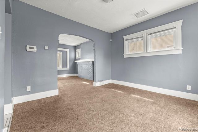 9375 Mendota Street, Detroit, MI 48204
