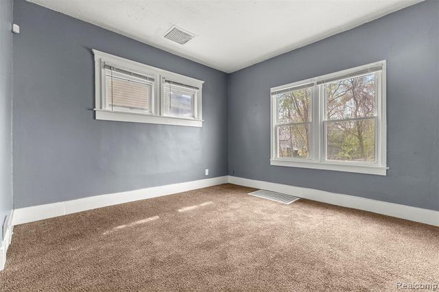 9375 Mendota Street, Detroit, MI 48204