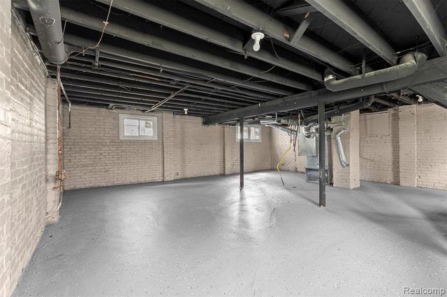 9375 Mendota Street, Detroit, MI 48204