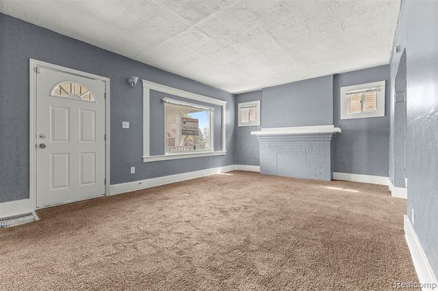 9375 Mendota Street, Detroit, MI 48204