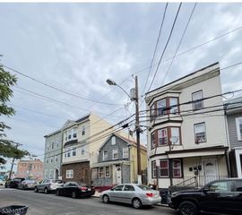 50 Blum St, Newark City, NJ 07103
