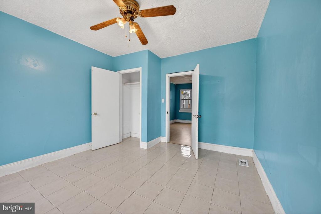 Image 14 of property listing at 2516 FAIT AVE, Baltimore, MD 21224