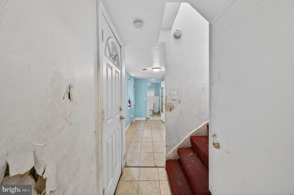 Image 6 of property listing at 2516 FAIT AVE, Baltimore, MD 21224