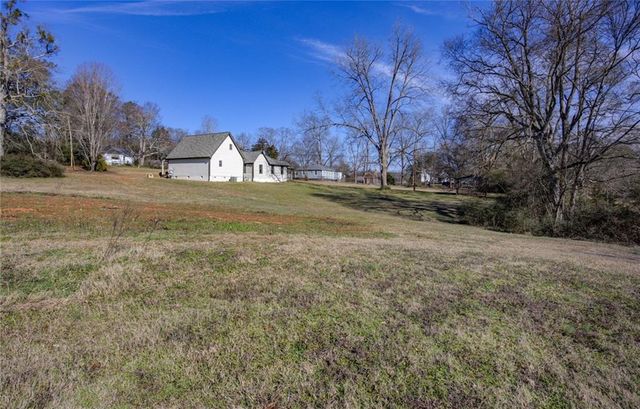 63 Neely Hammonds Road, Covington, GA 30014