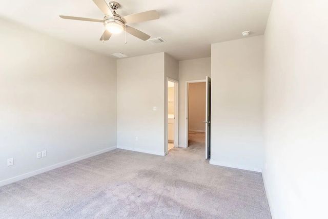 605 W South ST 321, Leander, TX 78641