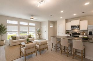 605 W South ST 321, Leander, TX 78641