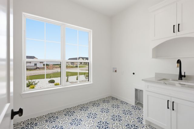 1024 Ranch Vista Road, Granbury, TX 76049