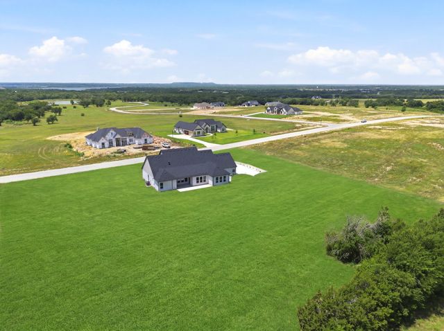 1024 Ranch Vista Road, Granbury, TX 76049