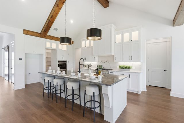 1024 Ranch Vista Road, Granbury, TX 76049