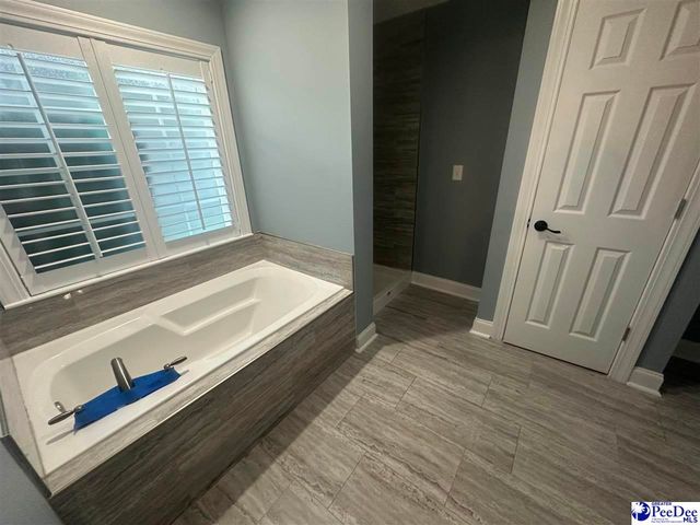 416 E Luigi Way, Florence, SC 29505