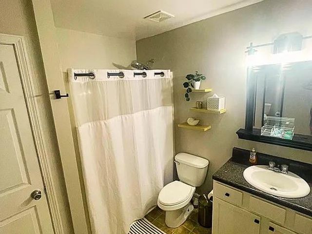 837 Forrest Circle SE, Atlanta, GA 30354