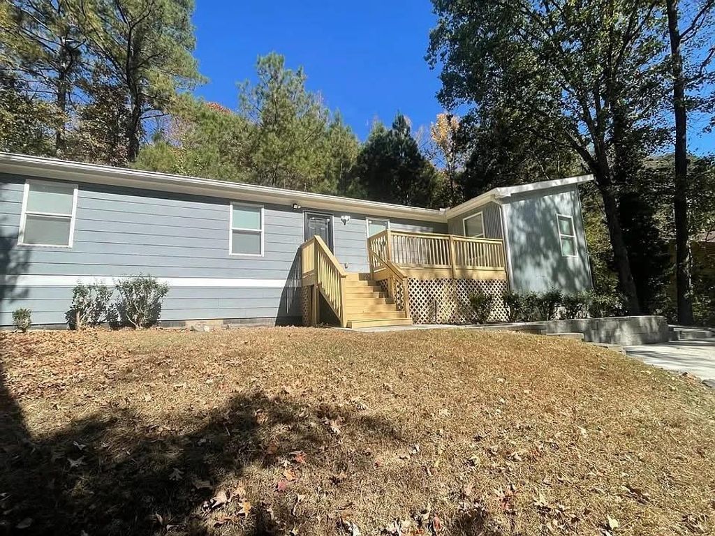 837 Forrest Circle SE, Atlanta, GA 30354