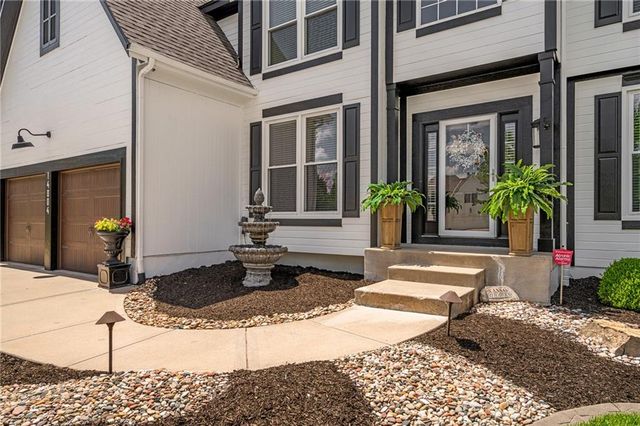 14004 Westgate Street, Overland Park, KS 66221