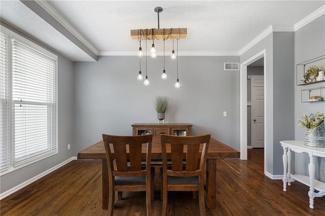 14004 Westgate Street, Overland Park, KS 66221