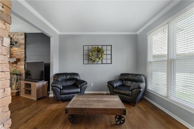 14004 Westgate Street, Overland Park, KS 66221