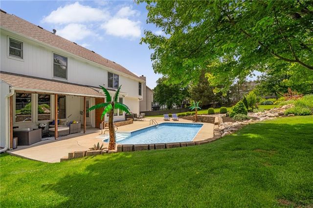 14004 Westgate Street, Overland Park, KS 66221