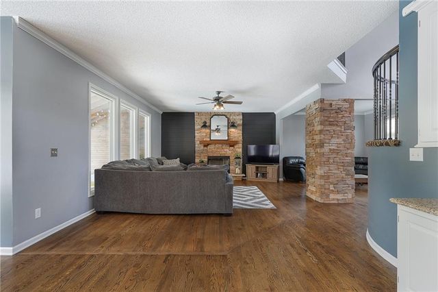 14004 Westgate Street, Overland Park, KS 66221