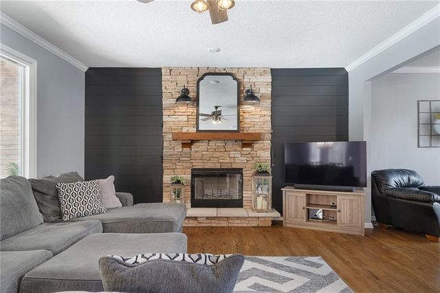 14004 Westgate Street, Overland Park, KS 66221