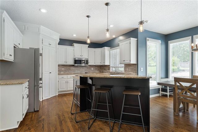 14004 Westgate Street, Overland Park, KS 66221