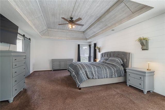 14004 Westgate Street, Overland Park, KS 66221