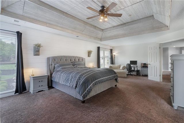 14004 Westgate Street, Overland Park, KS 66221