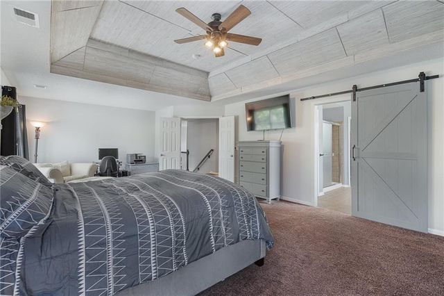 14004 Westgate Street, Overland Park, KS 66221