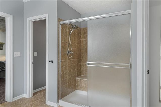 14004 Westgate Street, Overland Park, KS 66221
