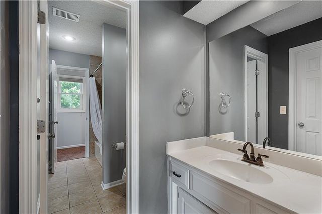 14004 Westgate Street, Overland Park, KS 66221