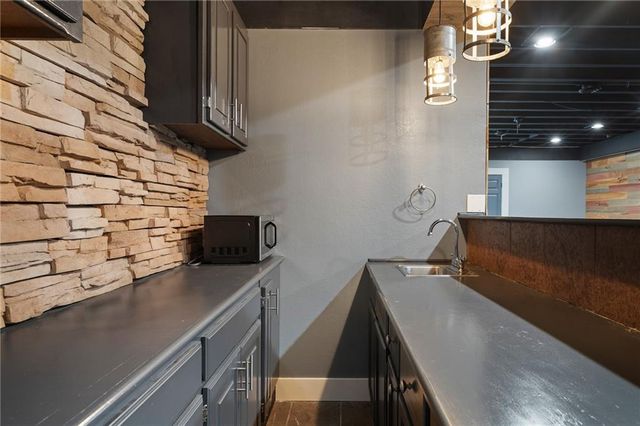 14004 Westgate Street, Overland Park, KS 66221