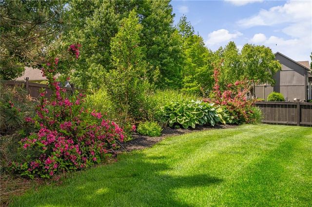 14004 Westgate Street, Overland Park, KS 66221