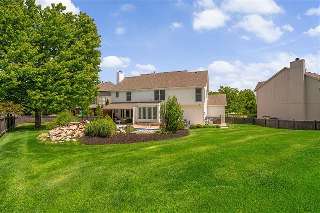 14004 Westgate Street, Overland Park, KS 66221