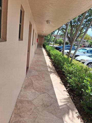 10303 Sunrise Lakes Boulevard 103, Sunrise, FL 33322