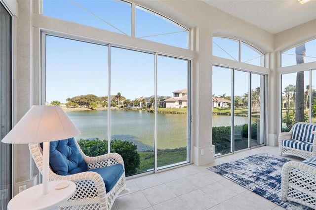 10 CORDOBA COURT, Palm Coast, FL 32137