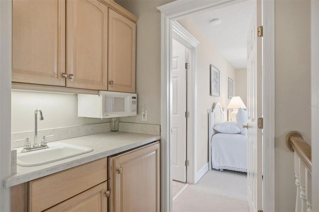 10 CORDOBA COURT, Palm Coast, FL 32137