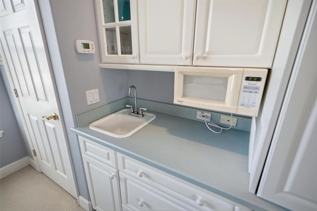 Image 12 of property listing at 10 CORDOBA COURT, Palm Coast, FL 32137