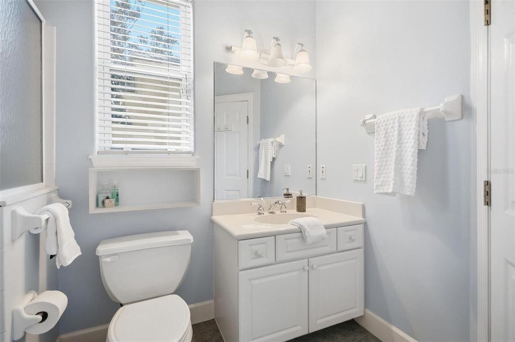 Image 14 of property listing at 10 CORDOBA COURT, Palm Coast, FL 32137