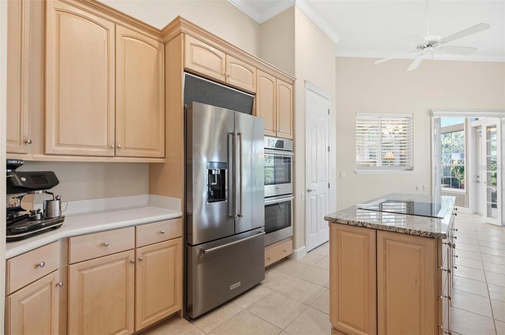 Image 34 of property listing at 10 CORDOBA COURT, Palm Coast, FL 32137