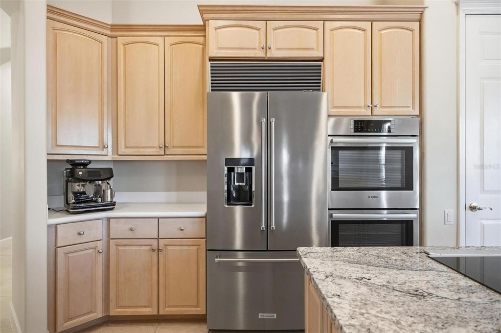 Image 35 of property listing at 10 CORDOBA COURT, Palm Coast, FL 32137