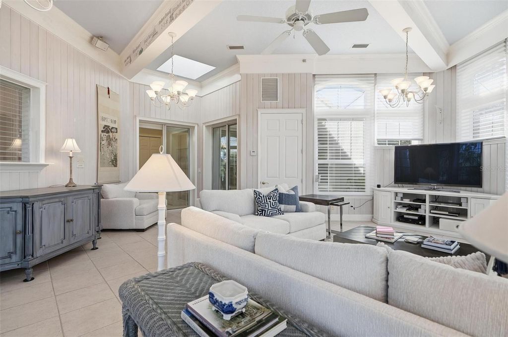 Image 62 of property listing at 10 CORDOBA COURT, Palm Coast, FL 32137