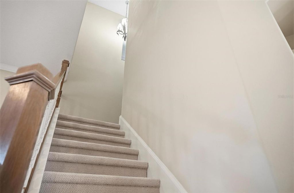 Image 65 of property listing at 10 CORDOBA COURT, Palm Coast, FL 32137