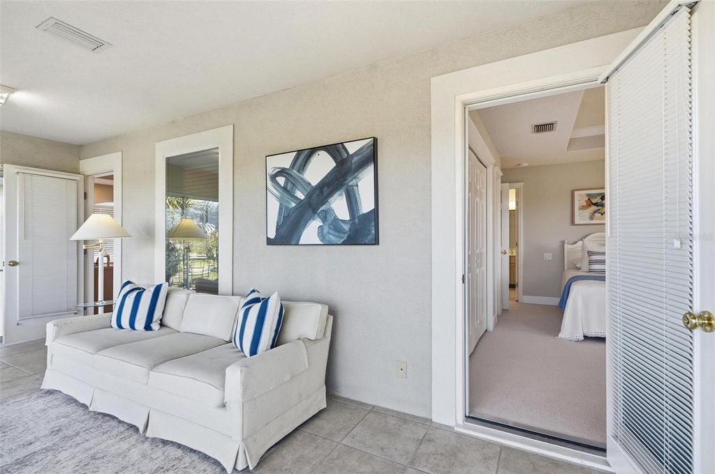 Image 72 of property listing at 10 CORDOBA COURT, Palm Coast, FL 32137