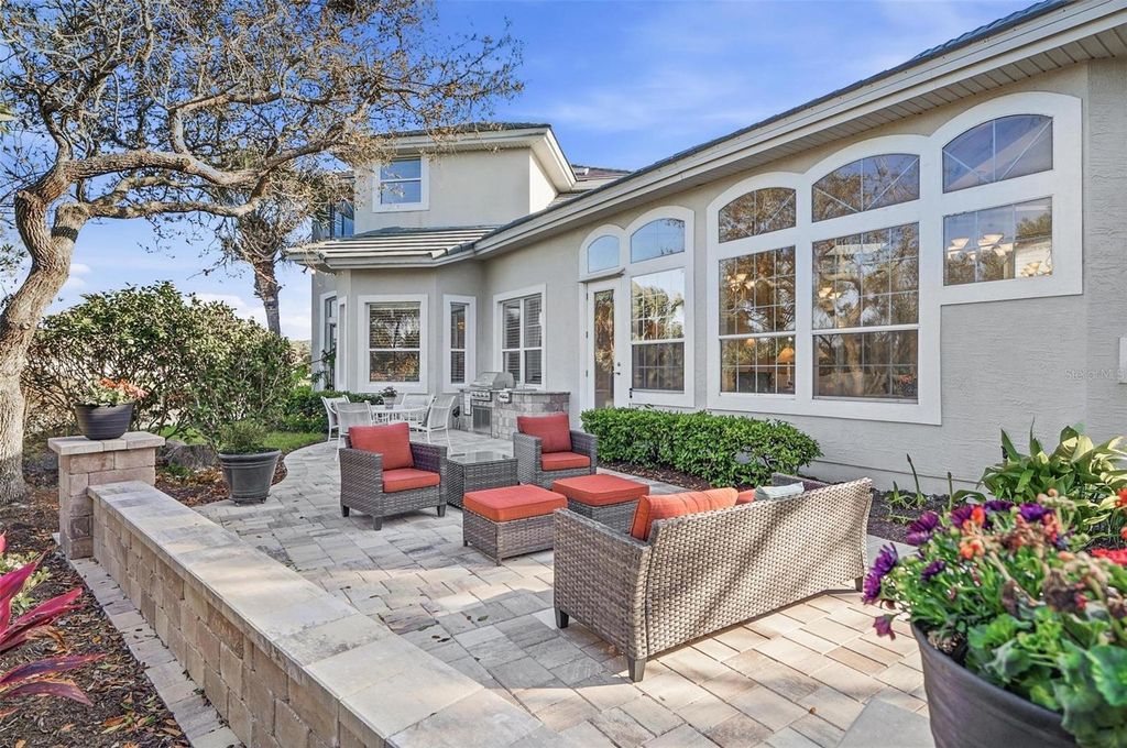 Image 78 of property listing at 10 CORDOBA COURT, Palm Coast, FL 32137