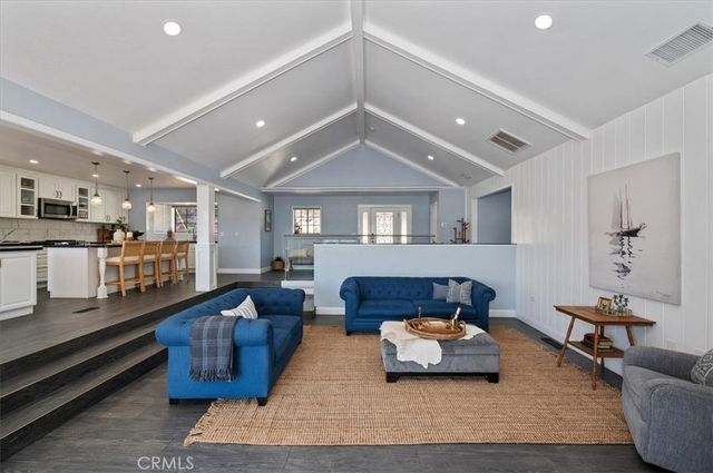 1137 Nadelhorn, Lake Arrowhead, CA 92352