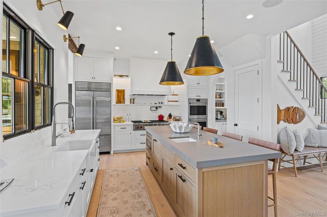 405 Williamsburgh Drive, Southold, NY 11971