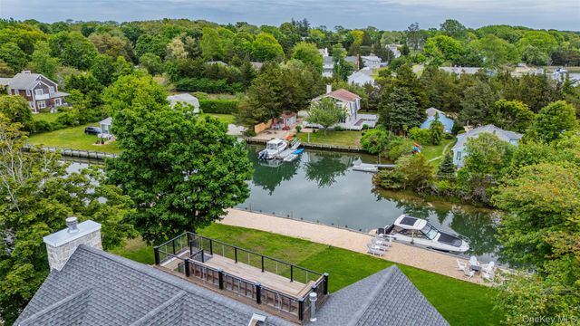 405 Williamsburgh Drive, Southold, NY 11971