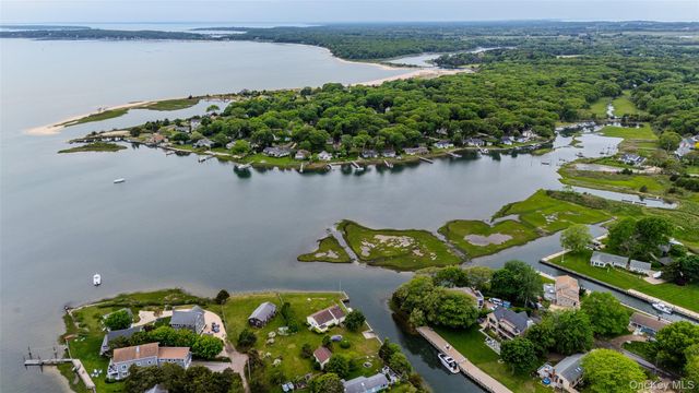 405 Williamsburgh Drive, Southold, NY 11971